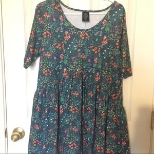 Agnes & Dora Muse top